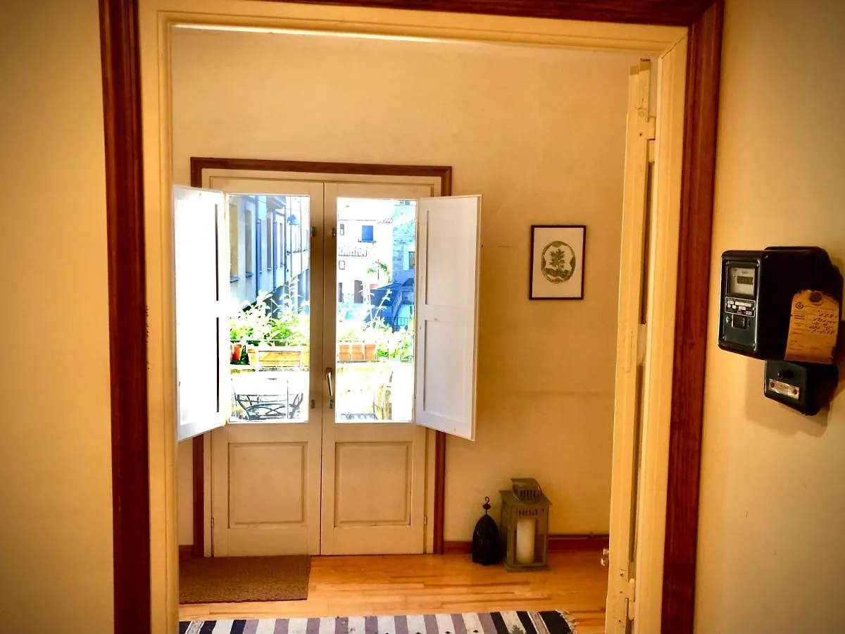 Apartamento Maison Biscuit. Apartament A La Placa De La Vila Camprodon España